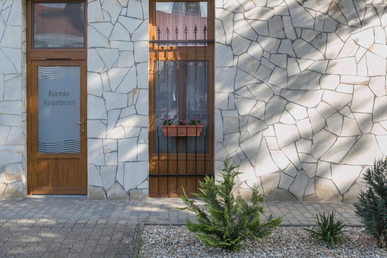 Forras Apartman Erlau Exterior foto